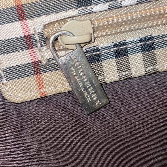 Burberry - Picture 6 of 12